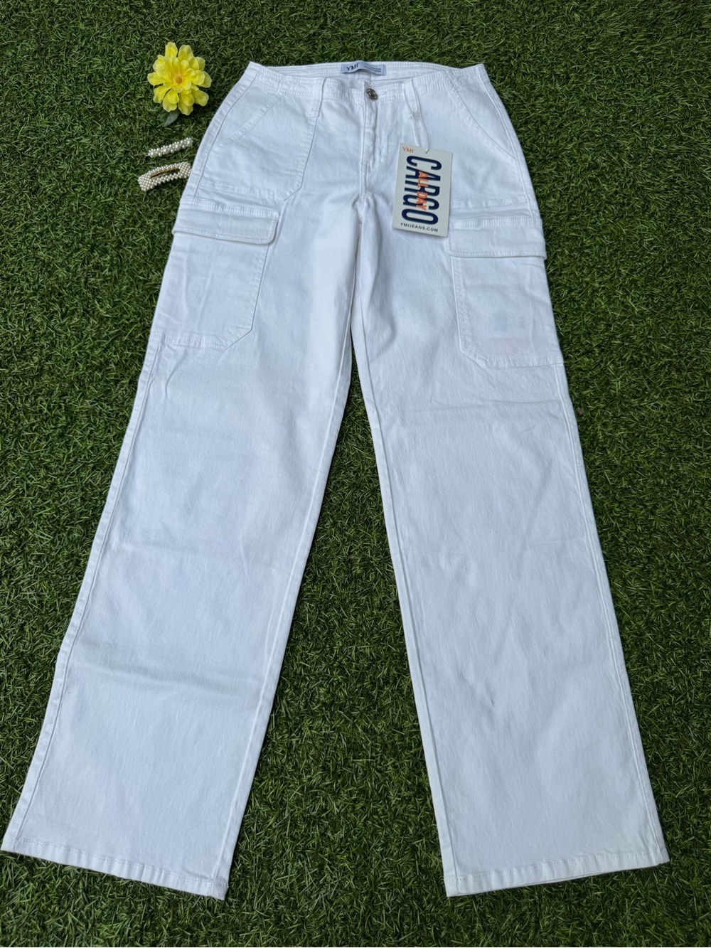 🤍YMI High Rise White Cargo Wide Leg Jeans Size 3 / 26 NWT